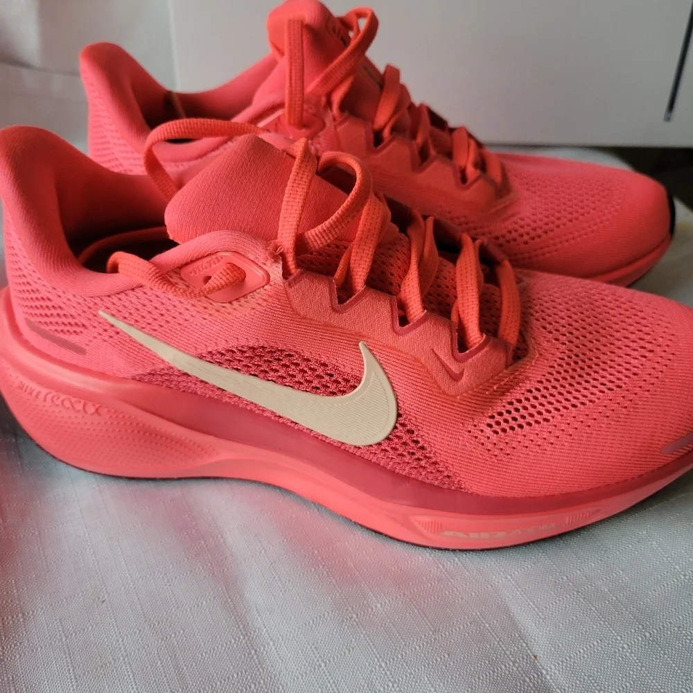 Nike Air Pegasus 41 Women's Road Runningh Athletic Shoes Size 5.5